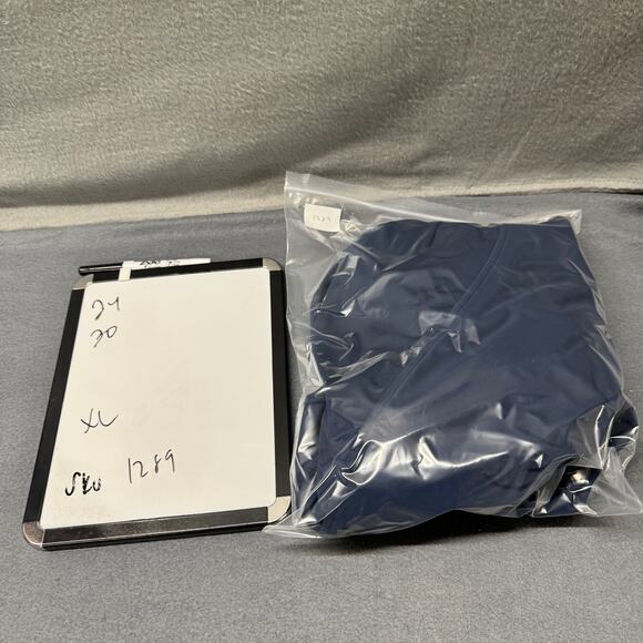 Under armour Golf Jacket Mens XL Blue ColdGear Loose Fit Full Zip Activewear - Picture 10 of 10